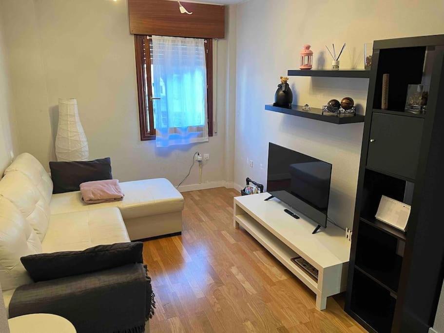 Coqueto Apartamento En Jaca Exterior foto