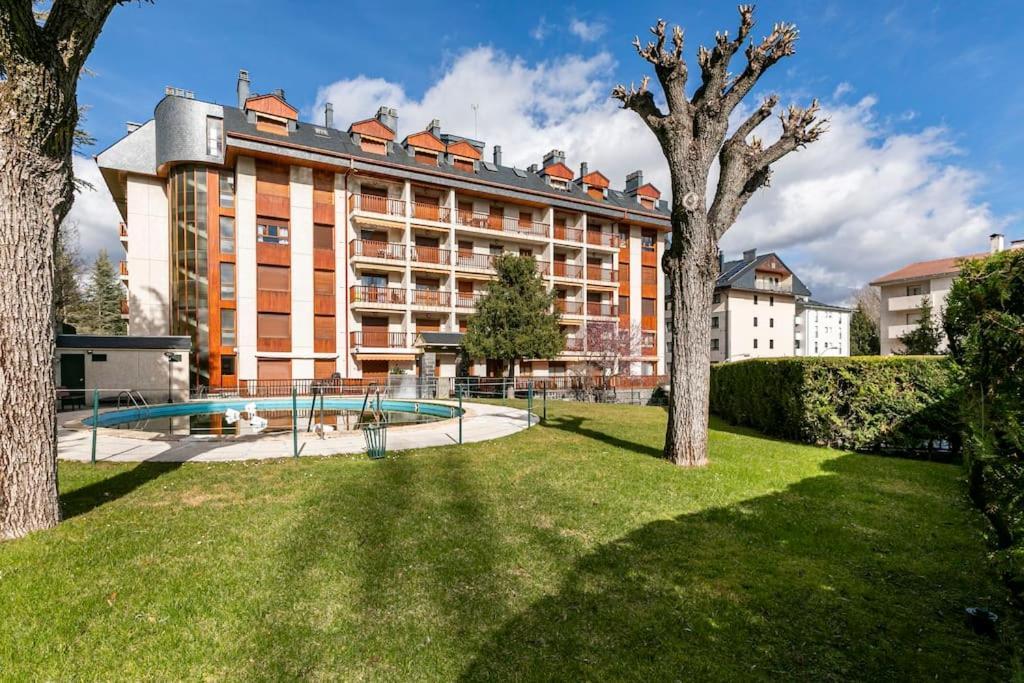 Coqueto Apartamento En Jaca Exterior foto